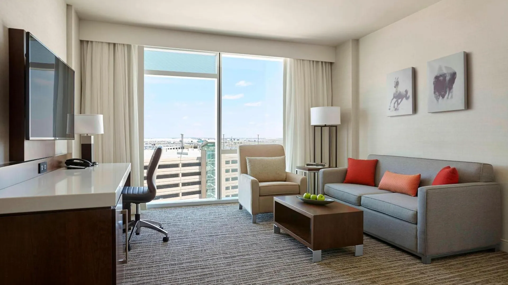 ****  Calgary Airport Marriott In-Terminal Hotel Canada