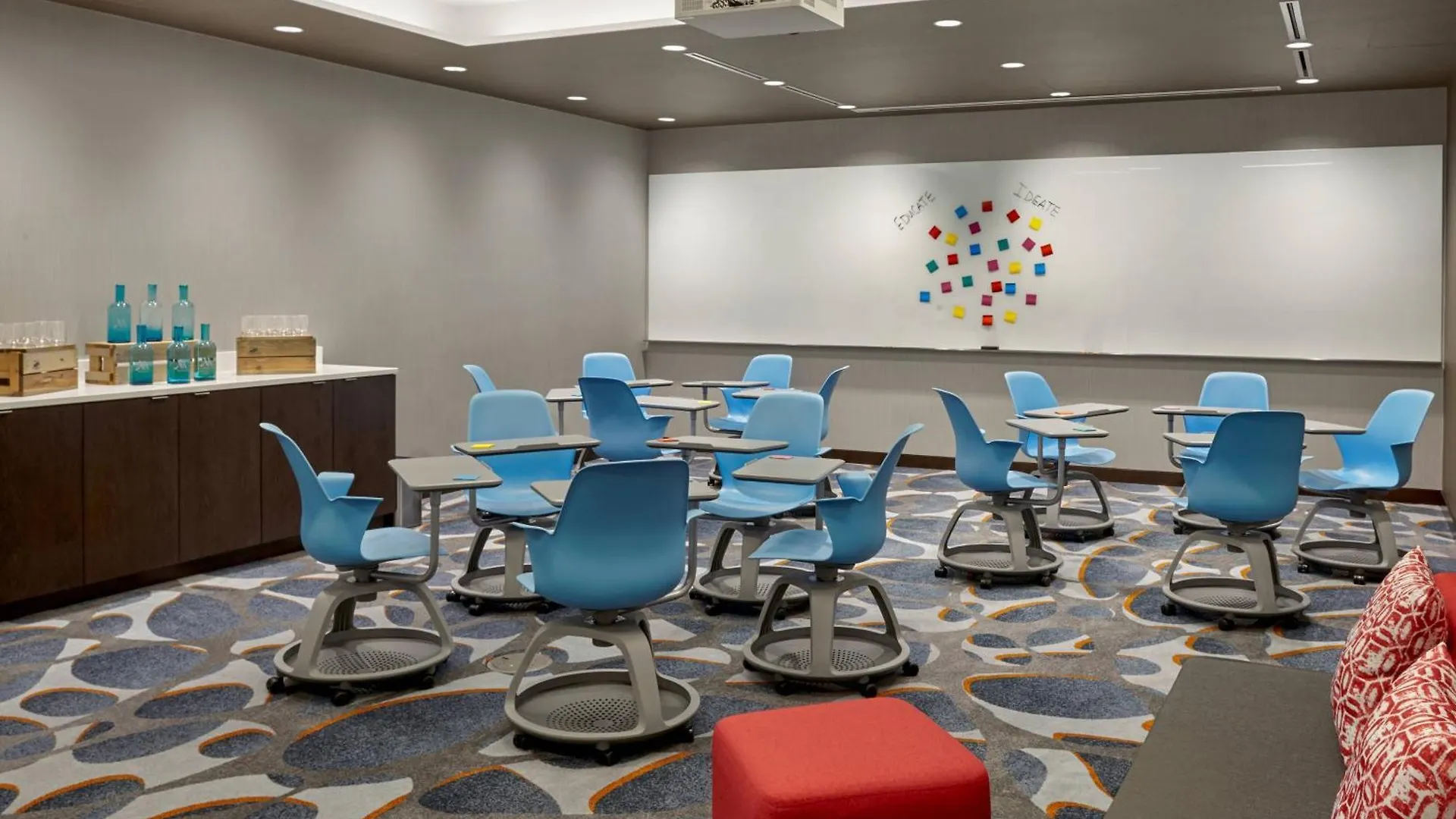 Calgary Airport Marriott In-Terminal Hotel