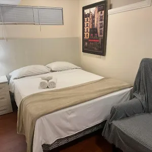  Séjour chez l'habitant Cozy Guest Close Ubc And Downtown Canada