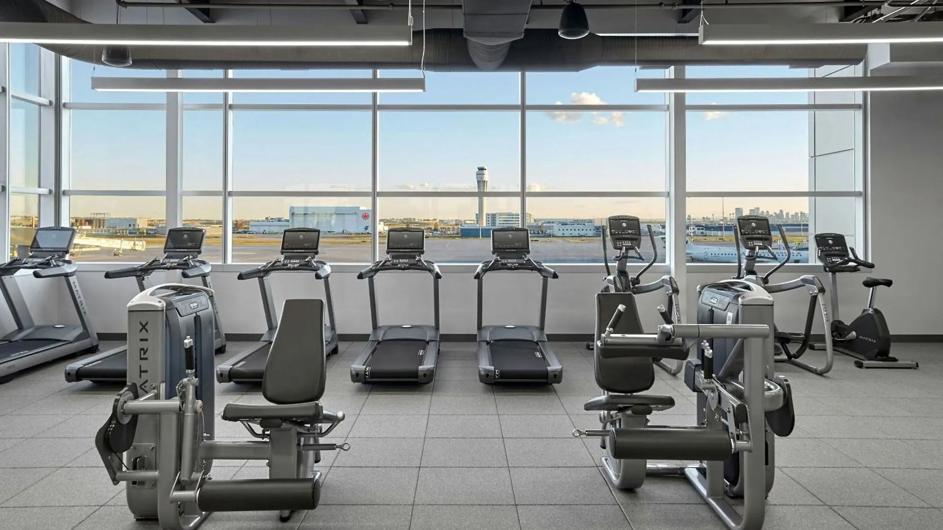 Calgary Airport Marriott In-Terminal Hotel